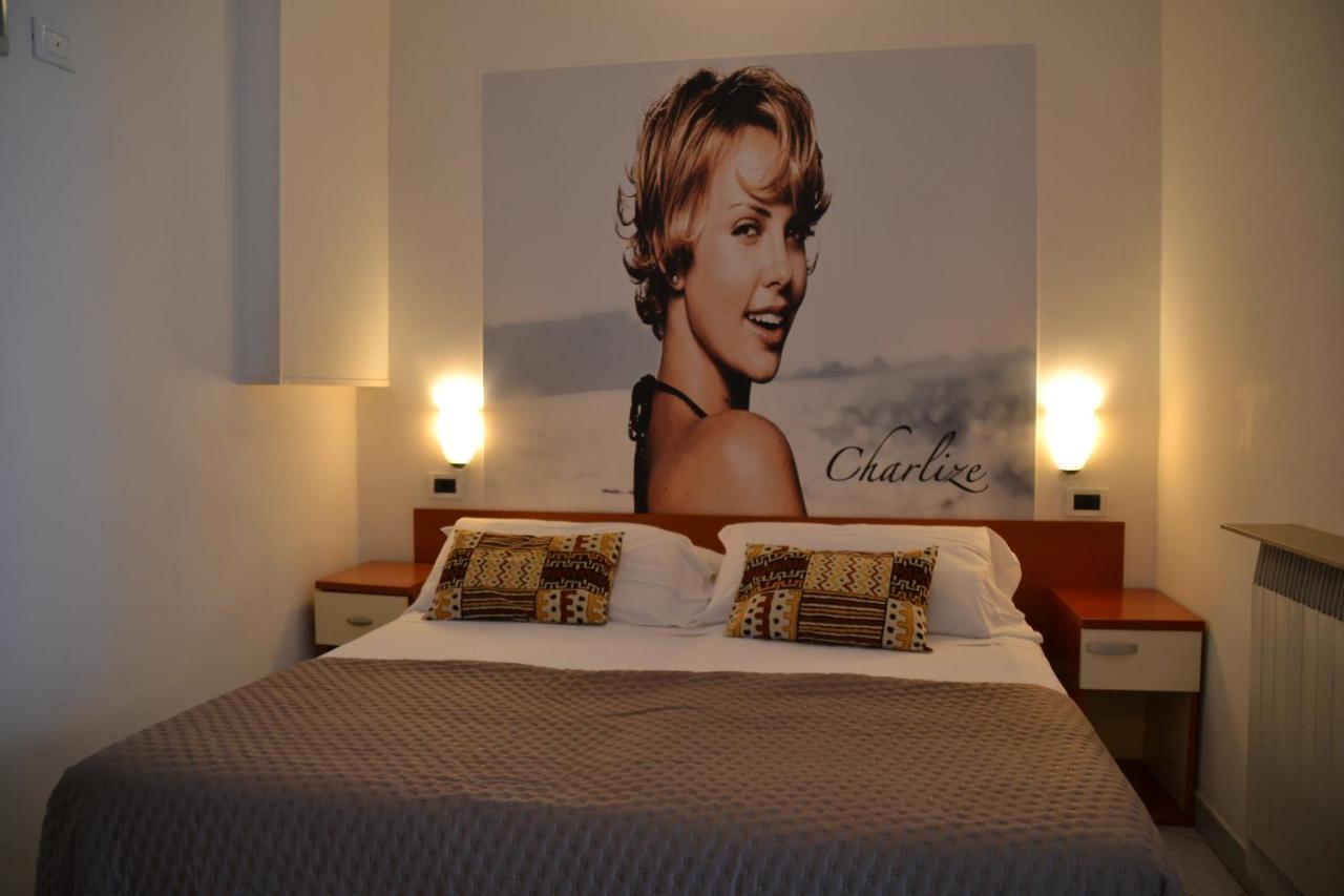 Hotel Villa Del Parco Rimini Ngoại thất bức ảnh