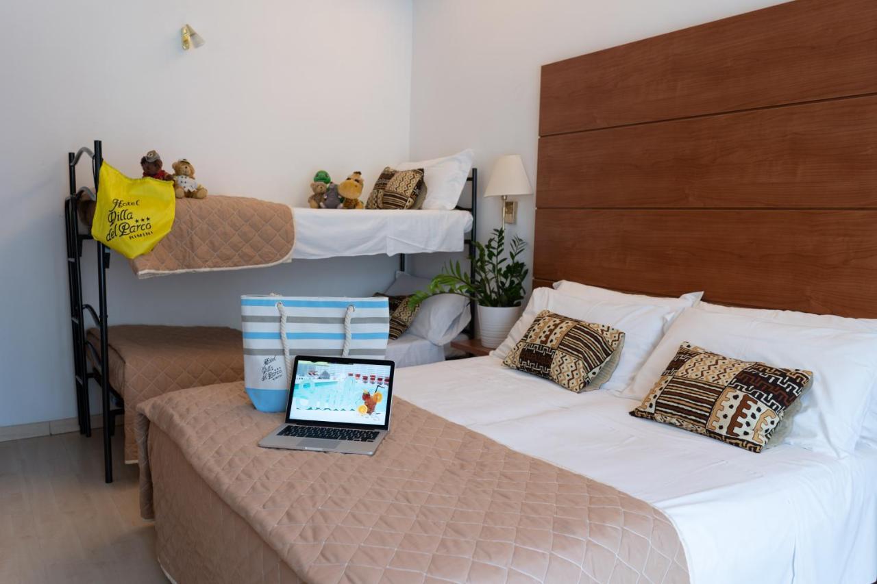 Hotel Villa Del Parco Rimini Ngoại thất bức ảnh